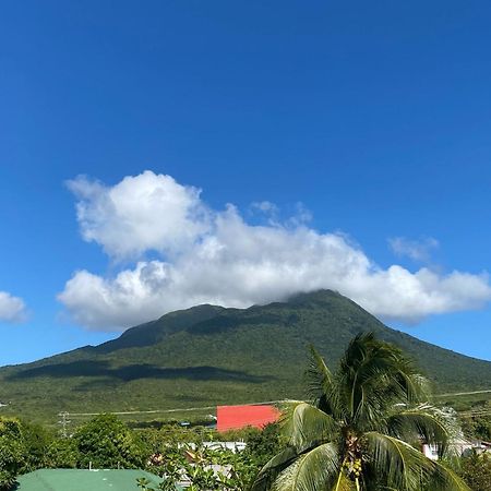 Beverley'S Guest House, Nevis Exterior foto