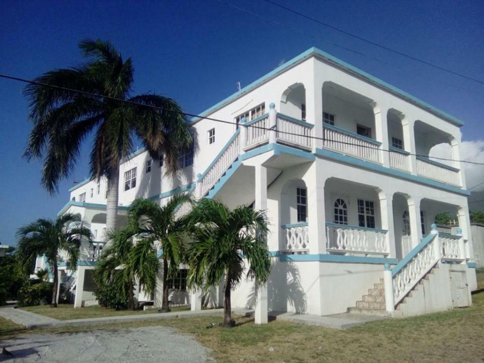 Beverley'S Guest House, Nevis Exterior foto